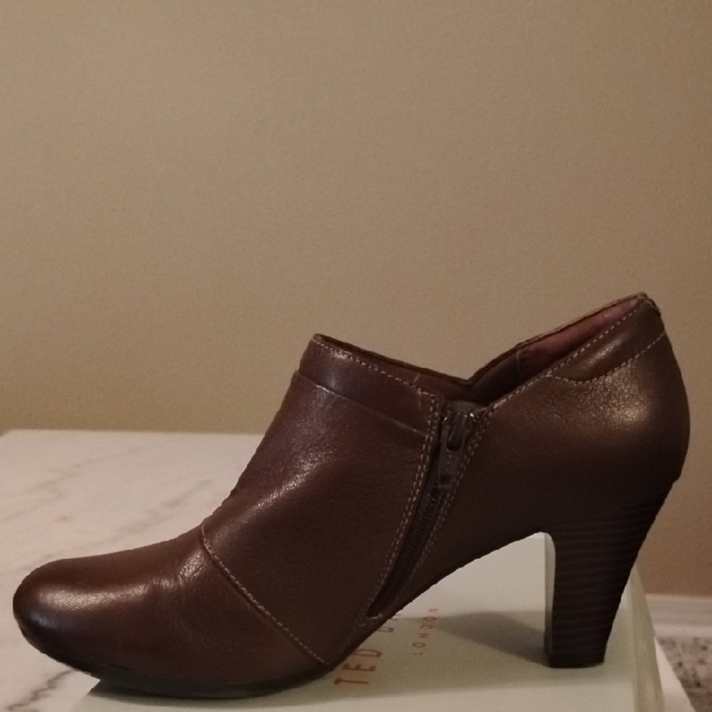Clarks Brown Heeled Boots with Classic Design